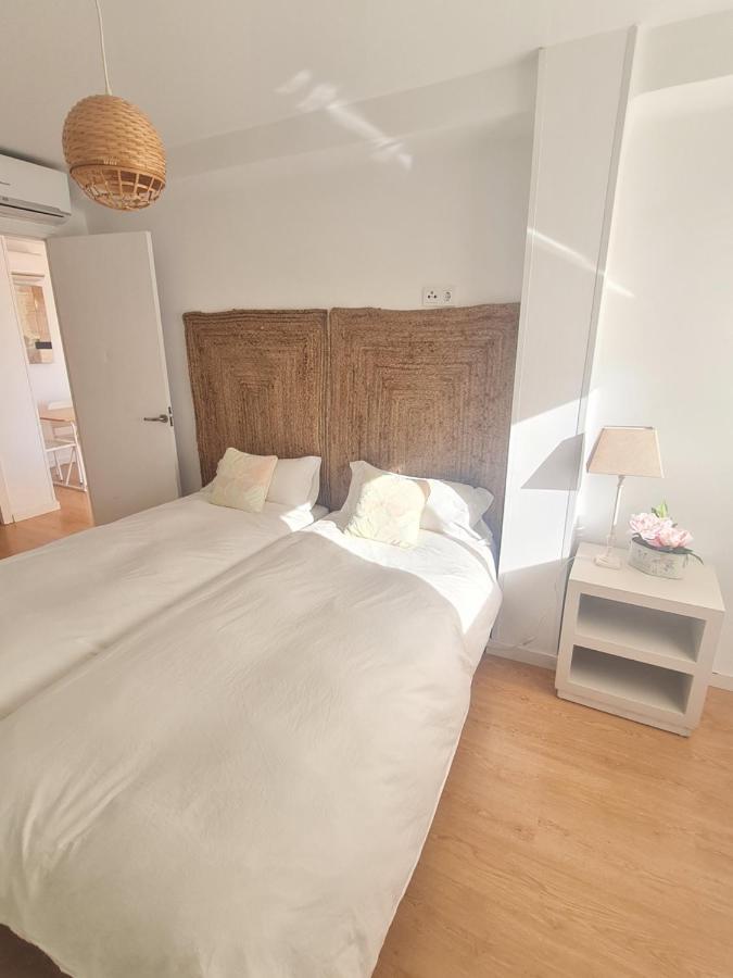 Apartment Sky Cervantes มาลากา ภายนอก รูปภาพ